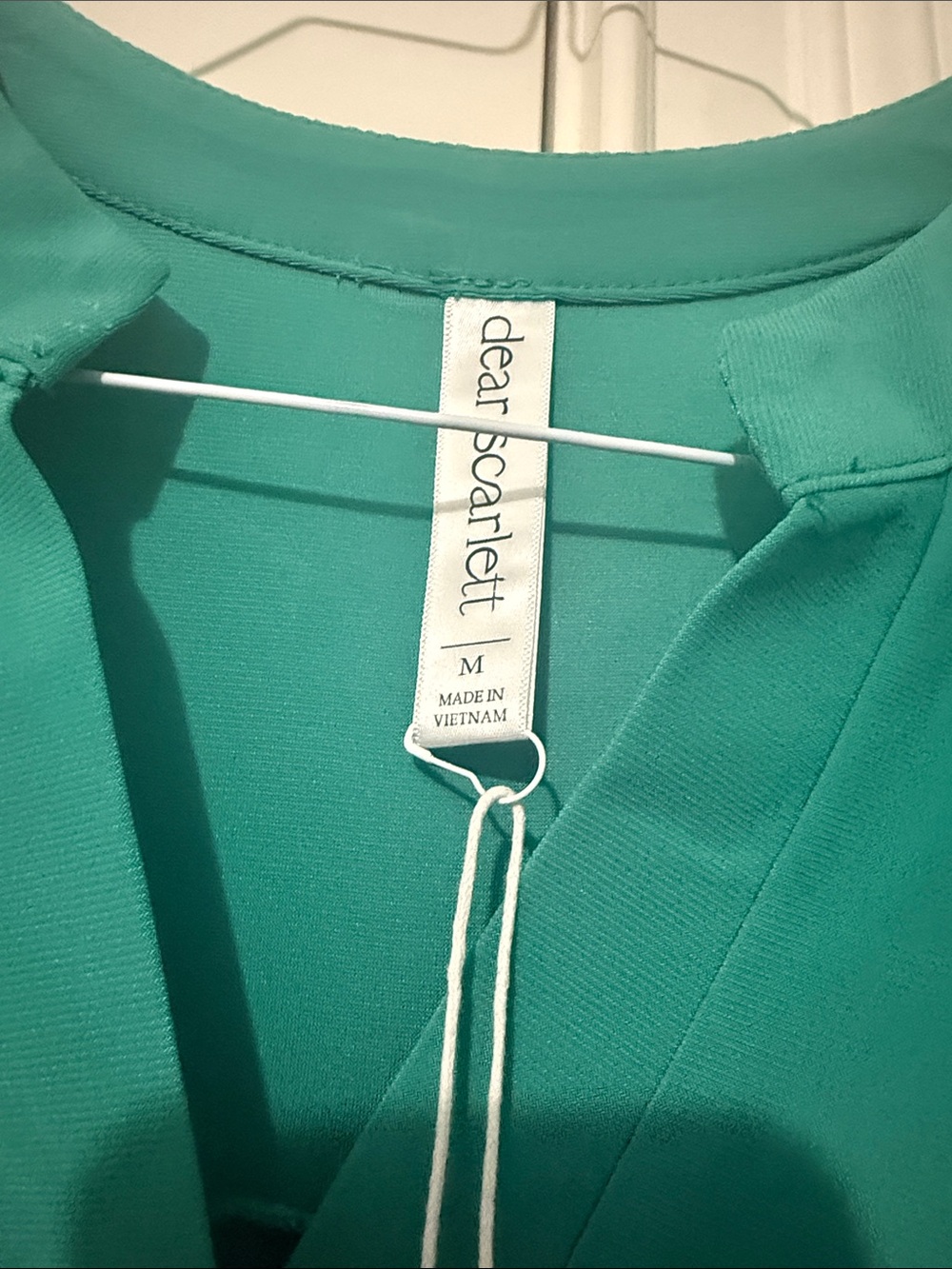 Dear Scarlett Teal Split-Neck Sleeveless Tunic - Picture 3 of 7
